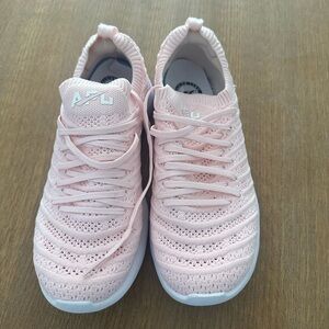 APL women’s techloom light pink